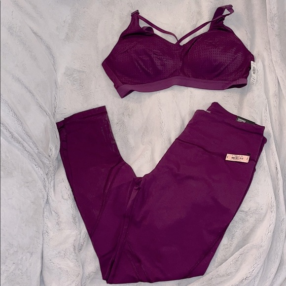 Victoria's Secret Pants - VICTORIA SECRET:Matching Sports Bra & Legging Set